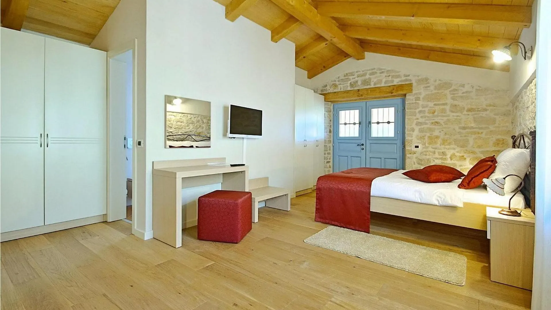 펜션 Villa Pilato 비지나다