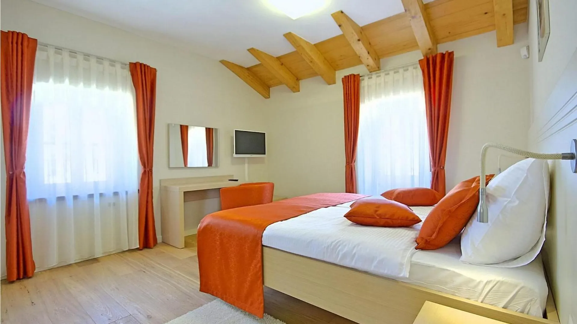 Villa Pilato 비지나다 펜션